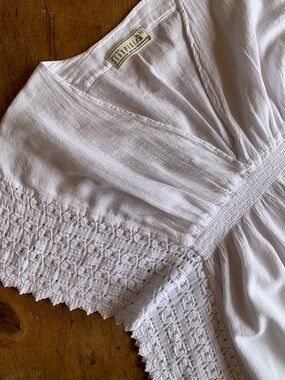 Seaspice Peruvian Cotton White Lace-Trim V-Neck Swim Coverup